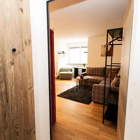 Hoffie Apartment *